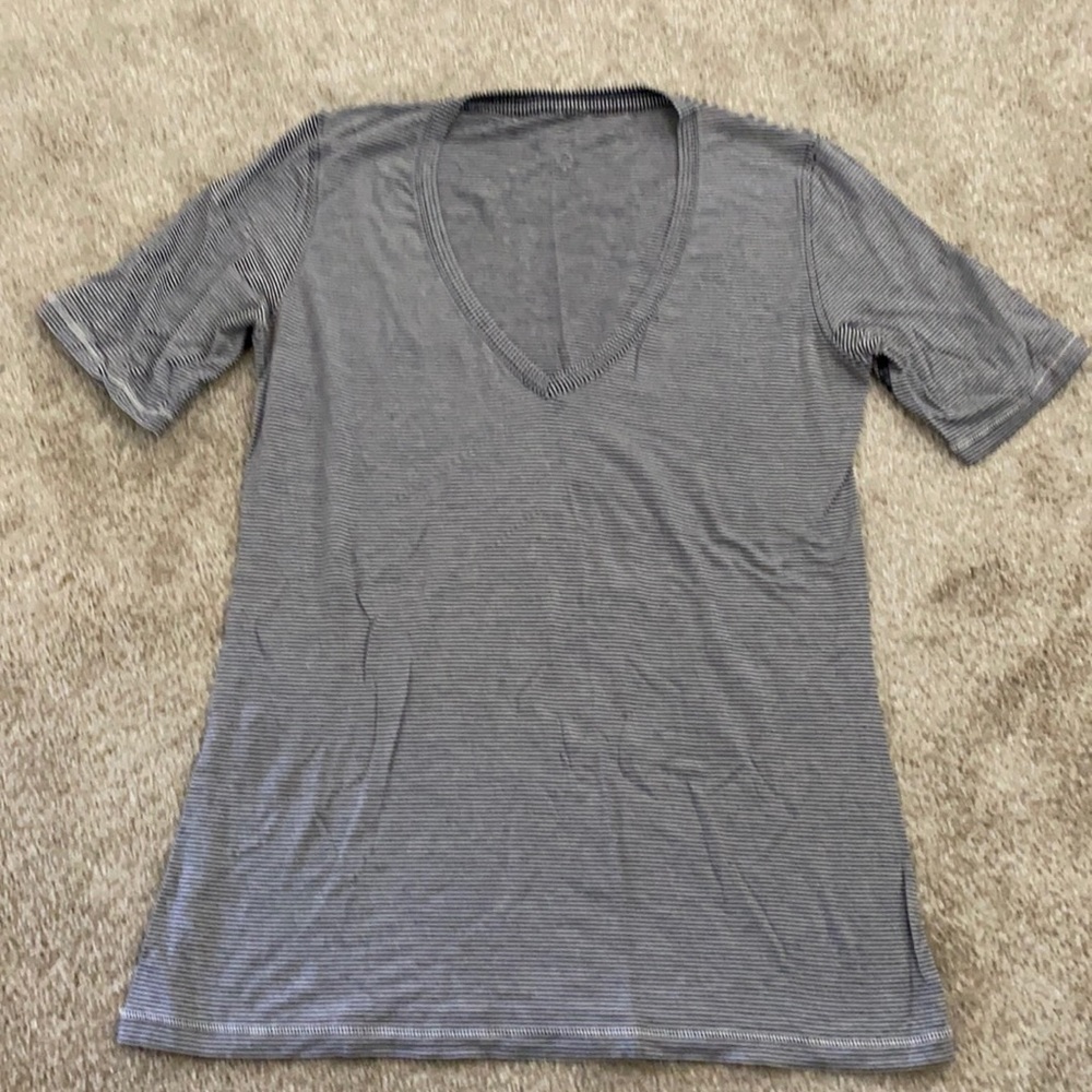 Lululemon Short Sleeve Tee - V neck